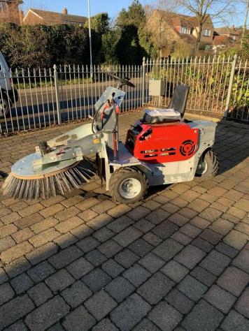 Pulitore per pavimentazione Westerdmann cleanmeleo