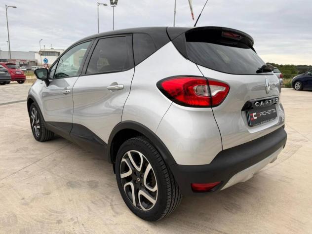 Renault Captur 1.5 dci energy Zen 90cv edc - Foto 8