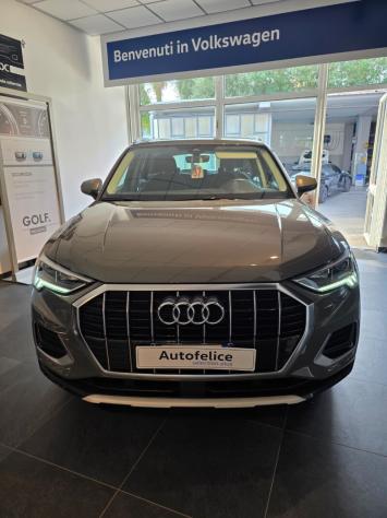 AUDI Q3 2ª serie Q3 35 TDI S tronic Identity Black