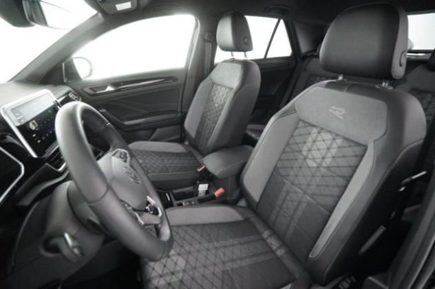 VOLKSWAGEN T-Roc T-Roc 1.5 TSI ACT DSG R-Line rif. 23697866 - Foto 2