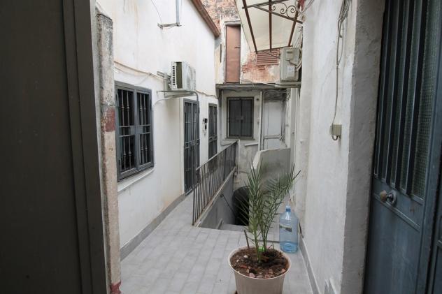 VENDESI APPARTAMENTO IN VIA A. DI SANGIULIANO - Foto 2