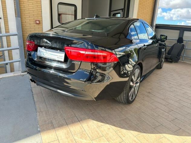 Jaguar XE 2.0 D Turbo aut. R-Sport - Foto 4