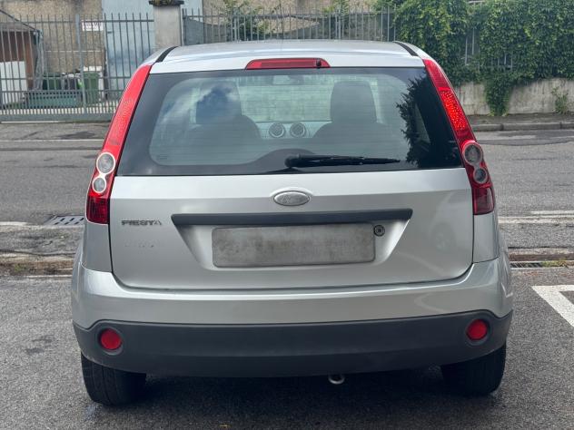 Ford Fiesta 1.2 16V 5p. Titanium - Foto 5