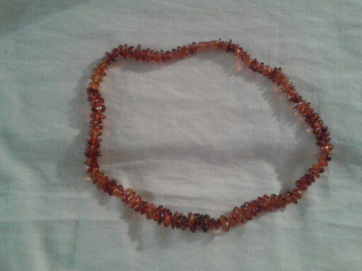 COLLANA IN RESINA IMITAZIONE AMBRA