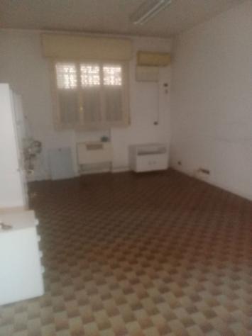 Immobile di 450 m² con più di 5 locali in vendita a Carpi - Foto 10