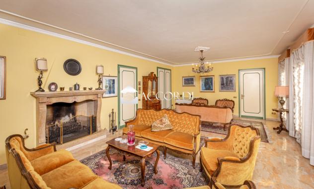 VILLA di 21 vani e di 800 mq (POSSAGNO) rif. DG206AB - Foto 20
