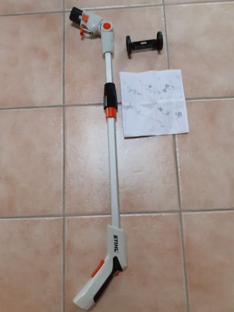 Rif.1° Asta telescopica tagliabordi Stihll HSA25