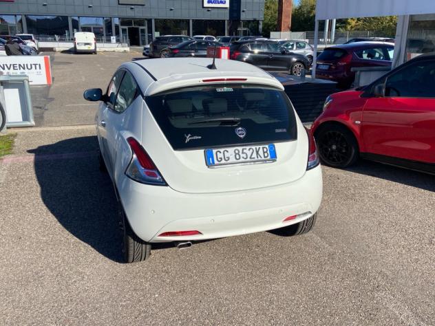 Lancia Ypsilon Ypsilon 1.0 FireFly 5 porte S&S Hybrid Ecochic Gold - Foto 7