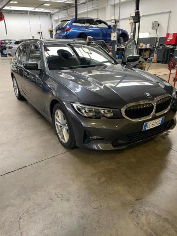 BMW 318 d 48V Touring Business Advantage rif. 23676358