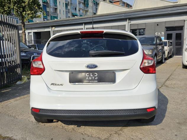 Ford Focus 5p 1.6 tdci Titanium 115cv - Foto 5