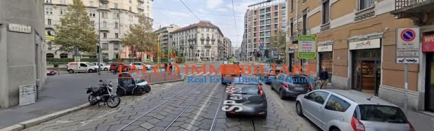 MILANO, VIA RUBENS 14 - VENDESI NEGOZIO 3 VETRINE 105 MQ ca. A REDDITO 8% ca. - Foto 5