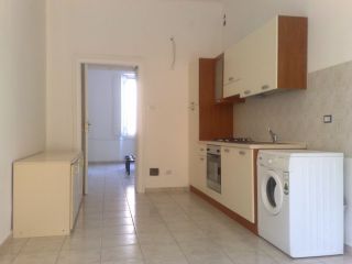 Bilocale arredato in Via Porpora, libero dal 1 Settembre, interno P223