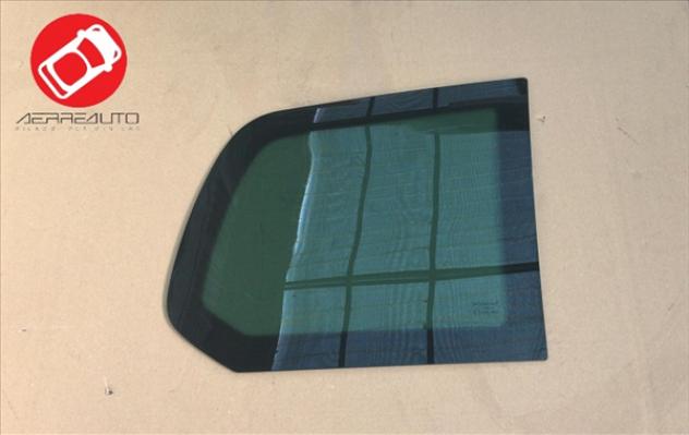 1405748 FINESTRINO VETRO POSTERIORE LATERALE FISSO DESTRO MICROCAR M.GO 6 P96 98