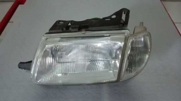 Fari anteriori Citroen Saxo del 1998 - Foto 3