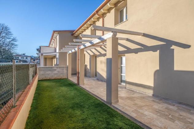casa indipendente in vendita a Calcinaia