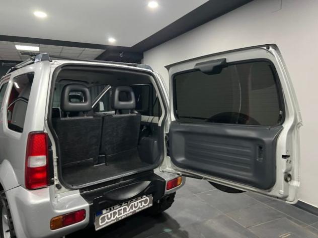 SUZUKI Jimny 1.5 DDiS cat 4WD JLX 86 CV rif. 23434361 - Foto 10