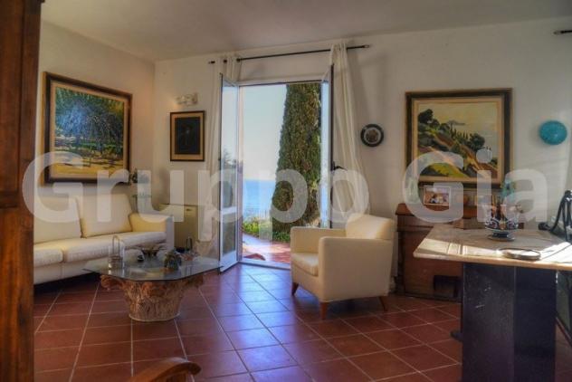 Villa d’Epoca in Vendita con Vista Mare I - Foto 11