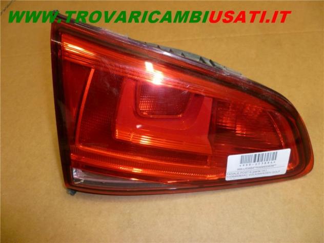 FANALE POST.S.(parte int.) 5G0945093AC VOLKSWAGEN GOLF (5G) 3 porte / 5 porte  Parti elettriche  Fanaleria  Fanali  Fanale int. post. s VOLKSWAGEN - G
