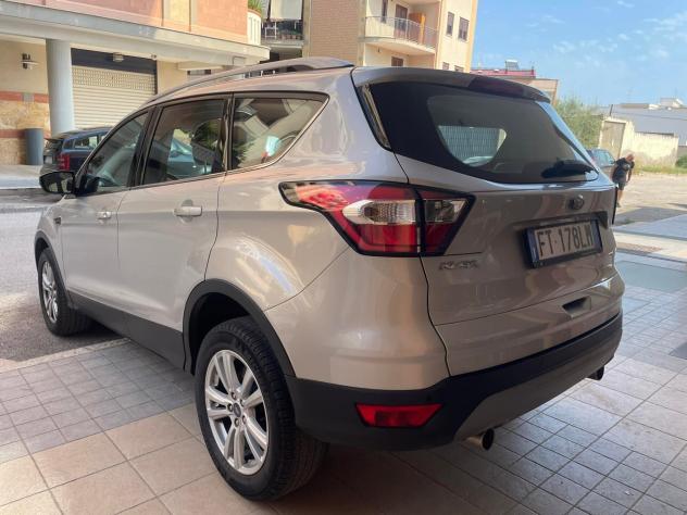 Ford Kuga 2.0 TDCI 120 CV S&S 2WD Powershift TITANIUM - Foto 5