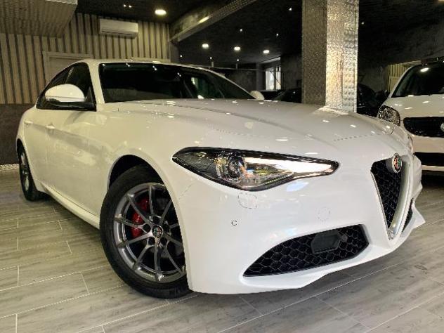 Alfa Romeo Giulia XENON*KAMERA*NAVI*VETTURA AZIENDALE ALFA ROMEO - Foto 3