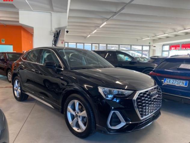 AUDI Q3 SPB 35 TDI S tronic S line edition rif. 24182416 - Foto 2