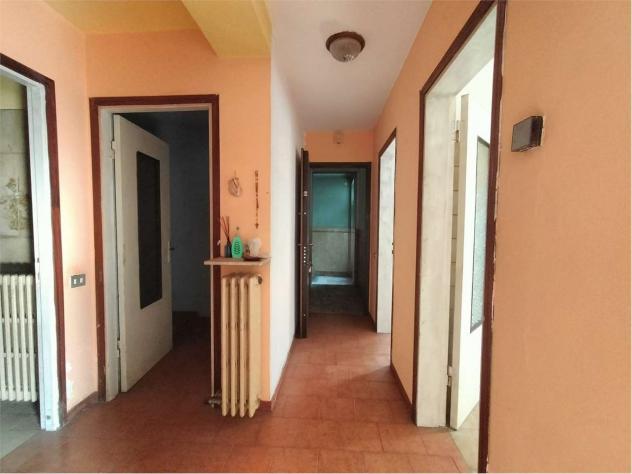 VALB3 - VAL BREMBILLA - APPARTAMENTO DA RISTRUTTURARE - Foto 6