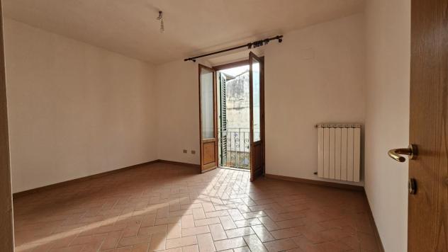 APPARTAMENTO INDIPENDENTE di 4 vani e di 90 mq (CARMIGNANO) rif. L1346 - Foto 20