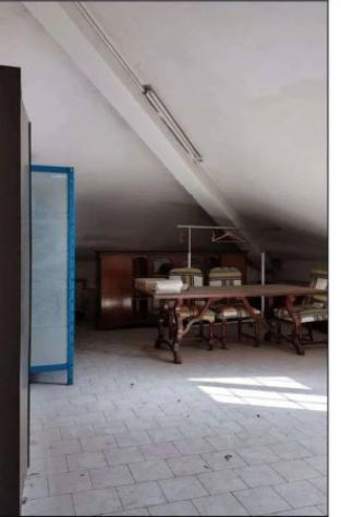 Immobile in asta di 349 m² con più di 5 locali in vendita a Dello - Foto 18