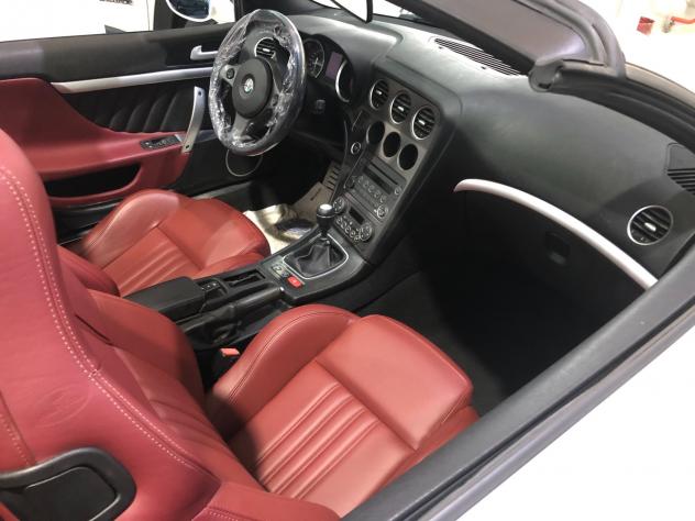 Alfa Romeo Spider 1750 TBi - Foto 6
