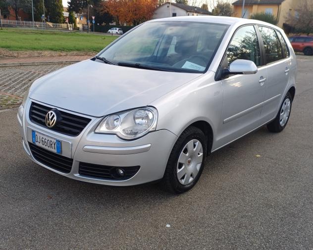Volkswagen Polo 1.2/70CV 12V 5p. Comfortline - Foto 5