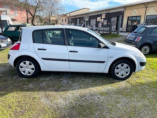 RENAULT - Mégane - 1.4 16V 5p. Confort Authentique - Foto 4