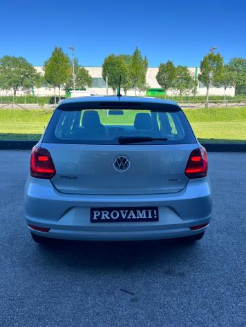 Volkswagen Polo 2016 75CV neopatentati - Foto 6