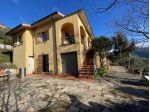 Bifamiliare in vendita a Sarzana