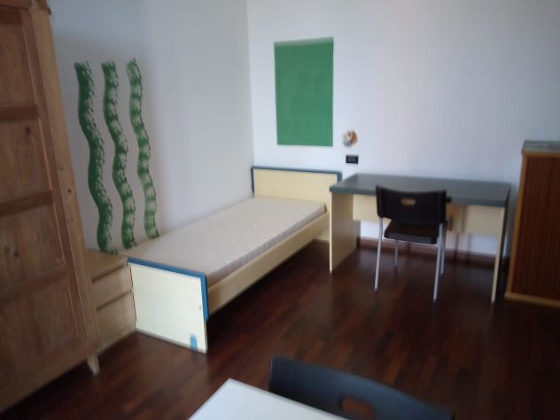 1 posto IN DOPPIA PER RAGAZZA - Foto 2