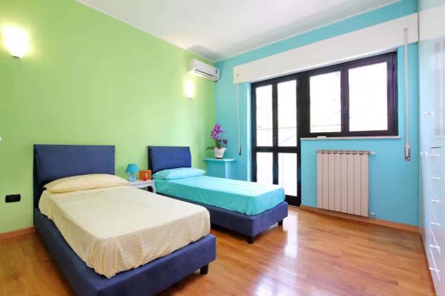 Attico Elegante con Terrazzo Panoramico in Via Caterina Fieschi - Roma - Foto 9