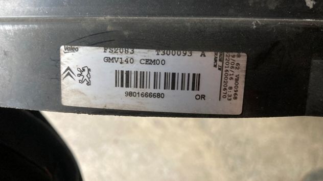 Ventola raffreddamento Peugeot 208 1.6HDI del 2016 (9801666680) - Foto 2