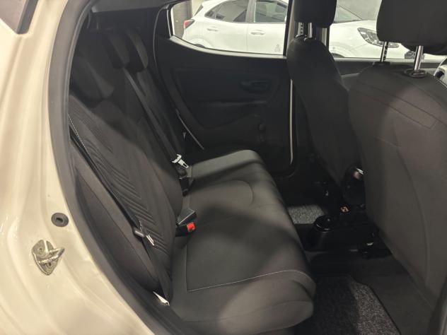 Lancia Ypsilon 1.0 FireFly 5 porte S&S Hybrid Gold Plus - Foto 9