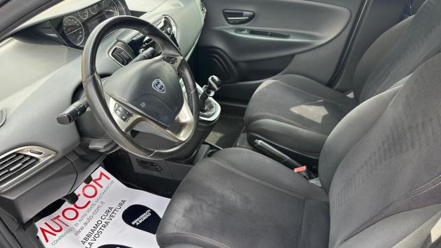 Lancia Ypsilon 1.2 69 CV 5 porte GPL Ecochic Gold - Foto 6