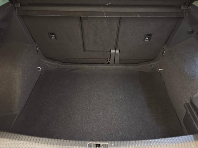 Volkswagen Tiguan 2.0 TDI SCR 110KWR-Line DSG - Foto 10