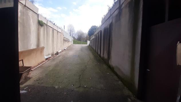 Capannone / Fondo in affitto a Cardano al Campo - Foto 5