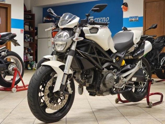 DUCATI MONSTER 696+ ABS con soli 4.225 Km - Foto 6
