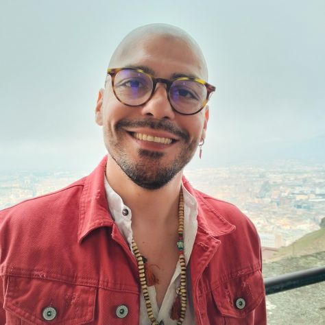 Cerco una ragazza tra i 18 e 45 anni per una collaborazione artistica