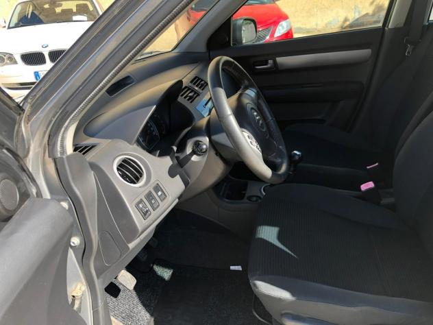 SUZUKI SWIFT 1.3 DDiS 69CV GL - Foto 5