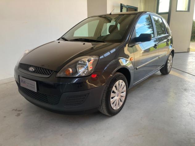 Ford Fiesta 1.4 TDCi 5p. Ghia per neopatentati - Foto 3