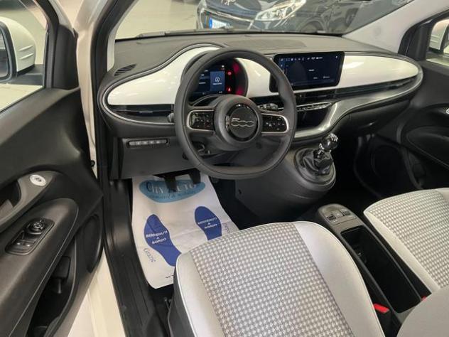 FIAT 500 Berlina Hybrid Torino 0 KM! rif. 23935786 - Foto 9