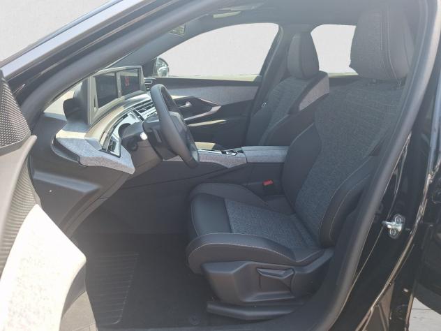 Peugeot 5008 Nuovo Hybrid 145 e-DCS6 ALLURE - Foto 10