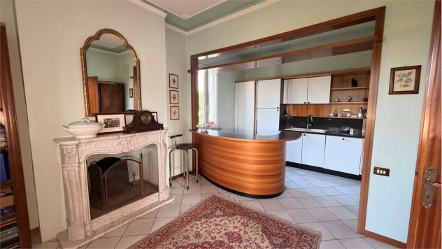 Villa scolo 560 - Splendida Villa Bifamiliare con Ampio Giardino – Ideale per due nuclei familiari! - Foto 7