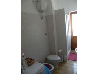 SUBIACO QUADRILOCALE ARREDATO CON BALCONE
