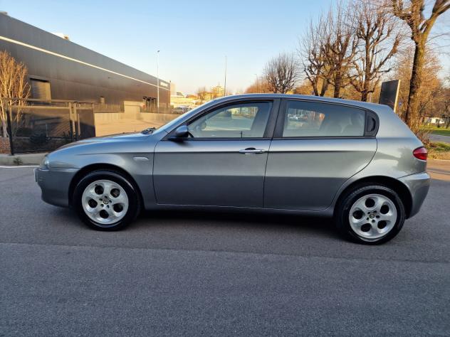 Alfa Romeo 147 1.6 16V TS 5 porte Exclusive - Foto 4
