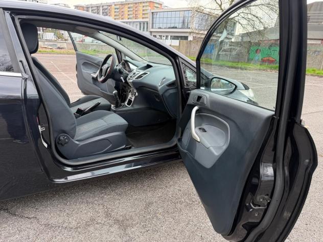 Ford Fiesta 1.2 82CV 3 porte Titanium - Foto 10